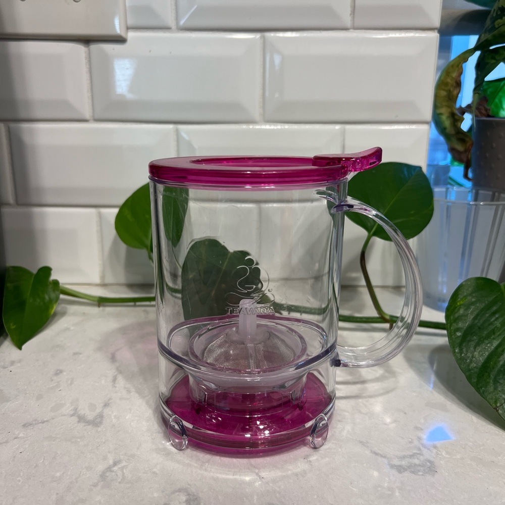 Teavana PerfecTea Hot Pink 16 ounce infuser